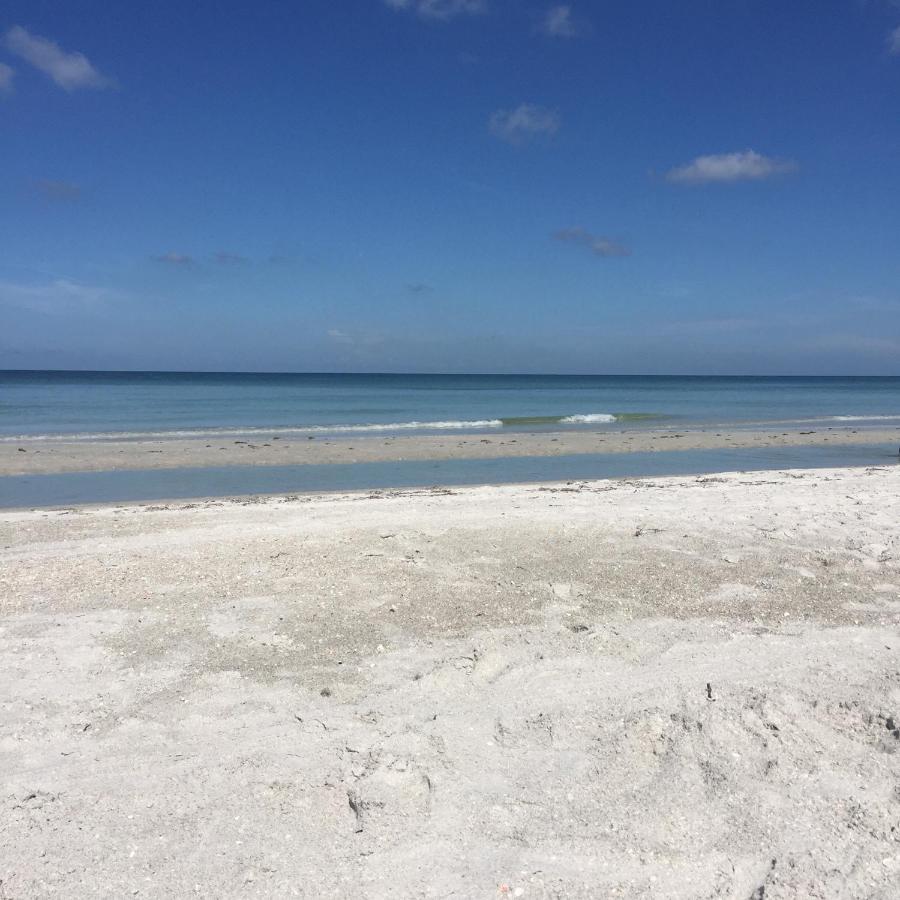 Holiday Villas II On The Beach W/Intercoastal View Clearwater Beach Exterior photo