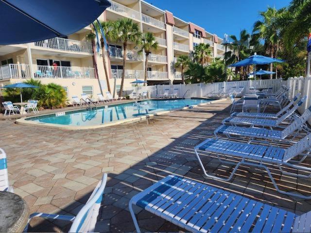 Holiday Villas II On The Beach W/Intercoastal View Clearwater Beach Exterior photo